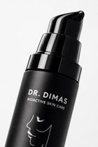 The Face Peeling — Klärender Schritt für sichtbar ebenmäßigere Haut